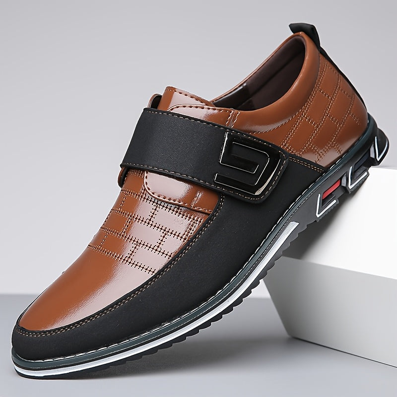 Herre loafers med burrebånd, rund tå og geometriske detaljer