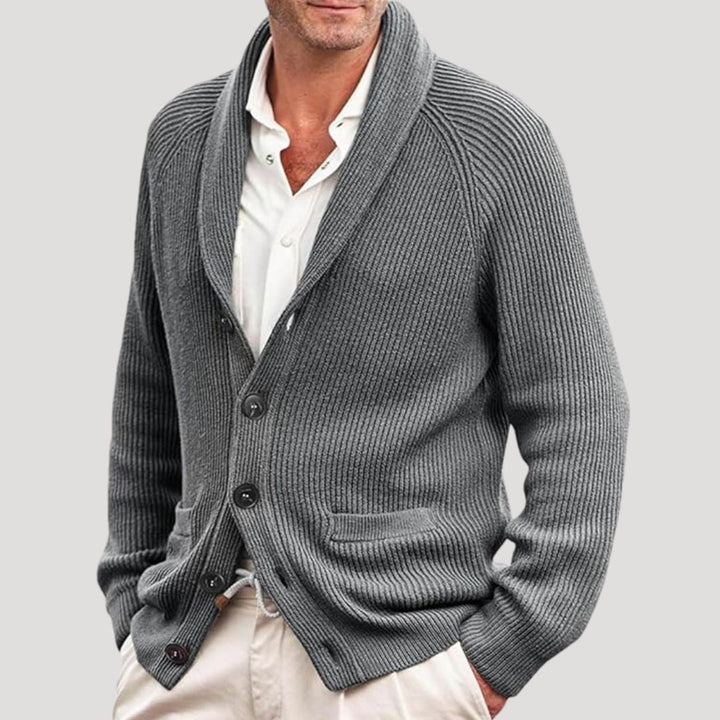 Herrecardigan med ribstruktur, sjalskrave, knapper og lange ærmer