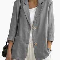 Grå