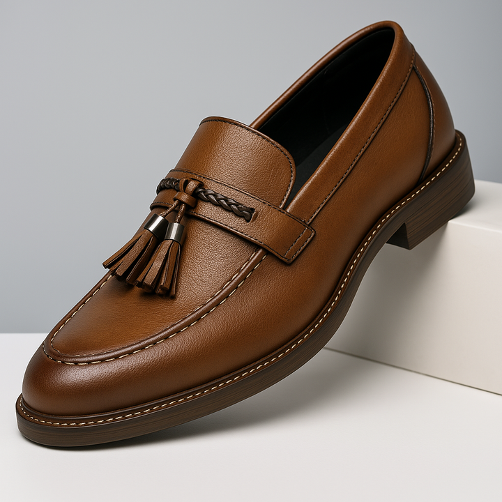 Herre loafers med kvastdetaljer, rund tå og lav hæl