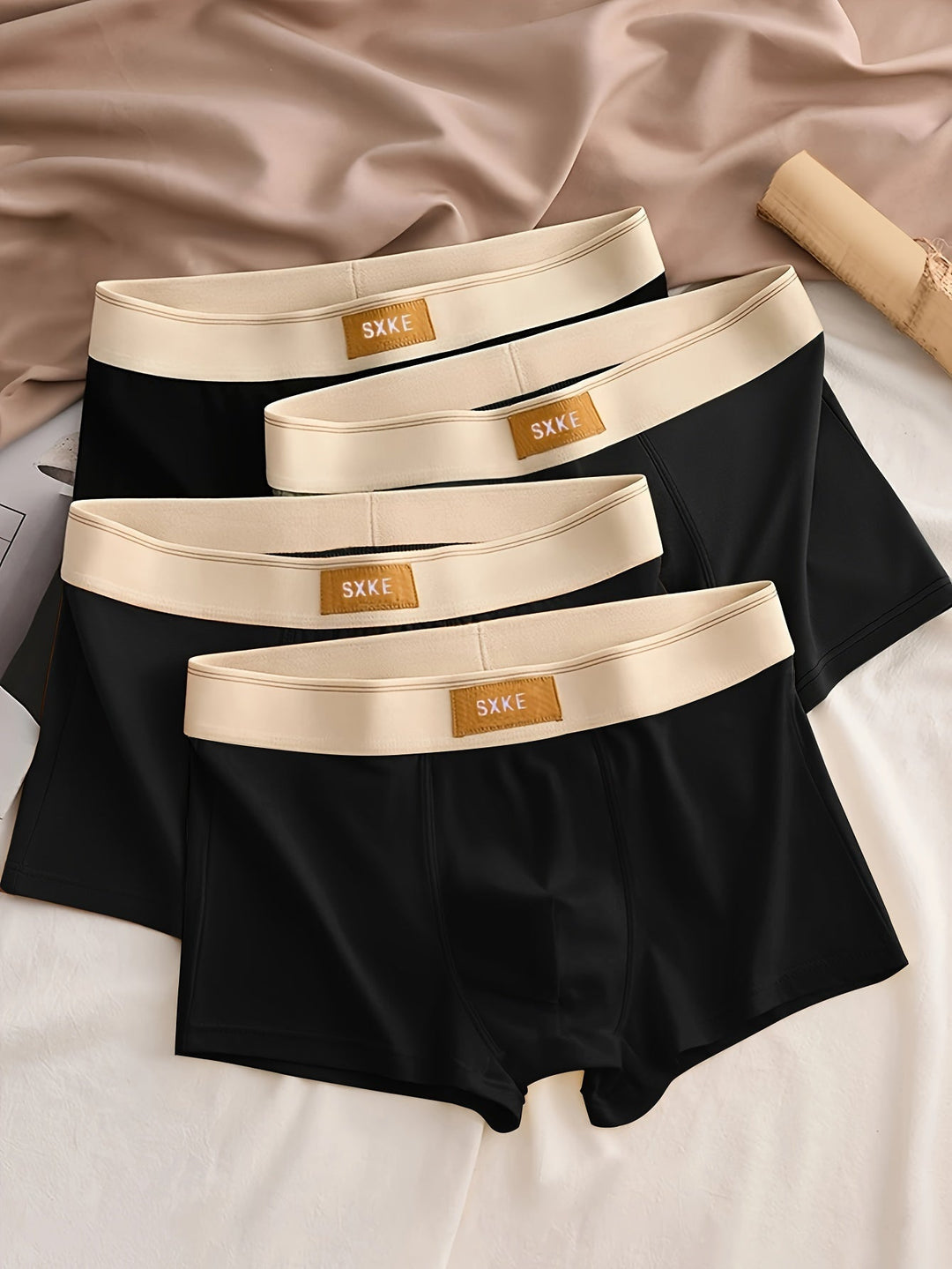 Fire herre boxer shorts med bred linning og korte ben