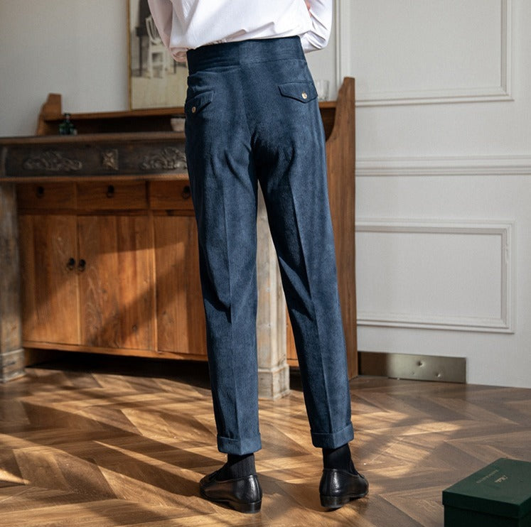 Herrebukser med læg, høj talje og ribbet struktur i brun og navy