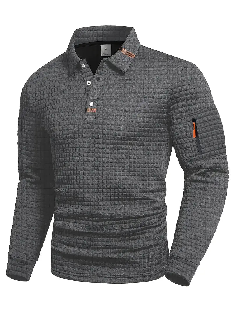 Langærmet herrepoloshirt med quiltet struktur, krave og lynlåslomme på ærmet