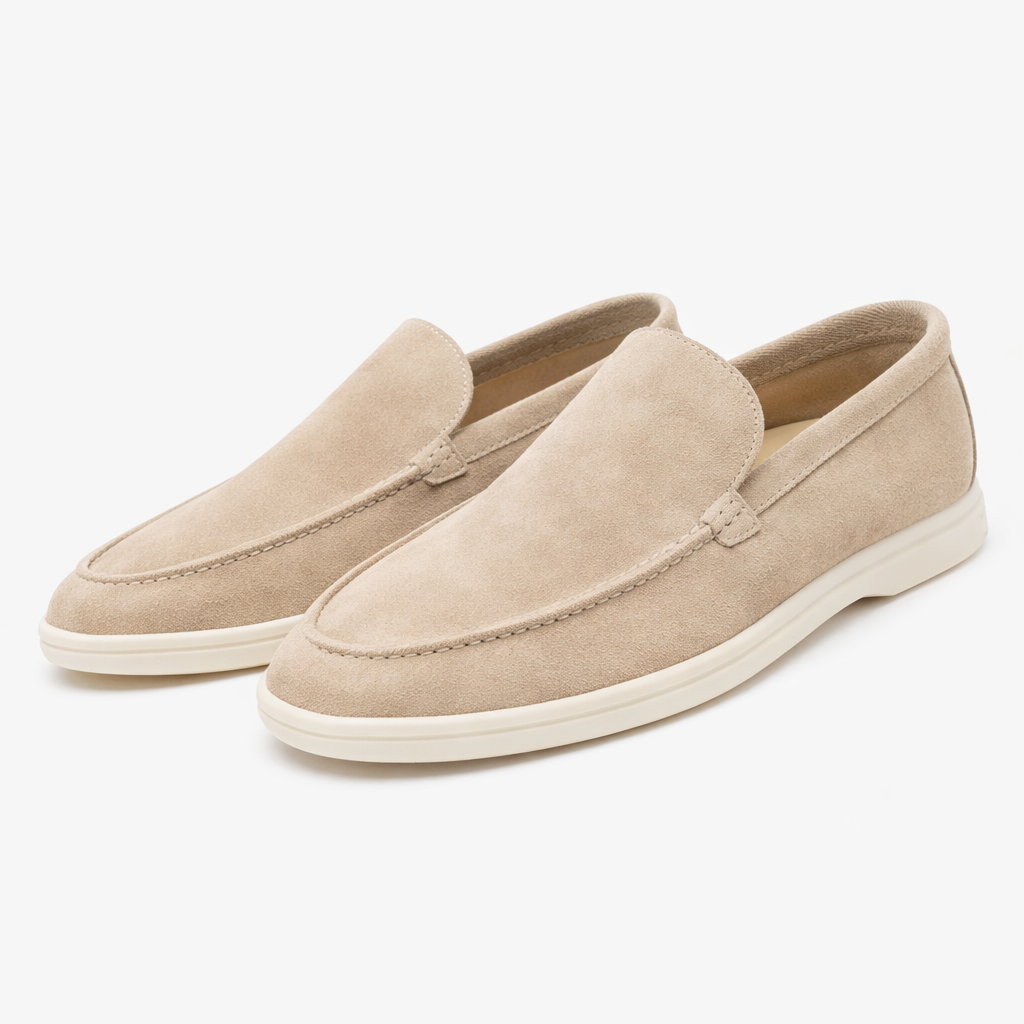 Herreloafers med mokkasinsnit, rund tå og lys flad sål