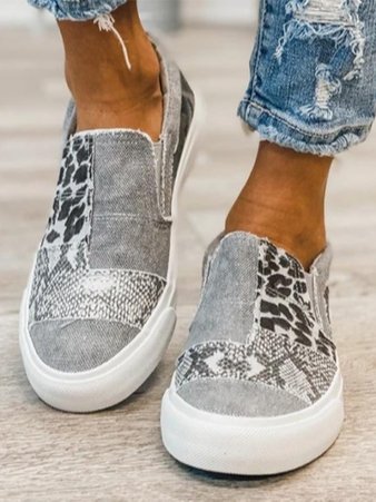 Cushioned Slip On Shoes