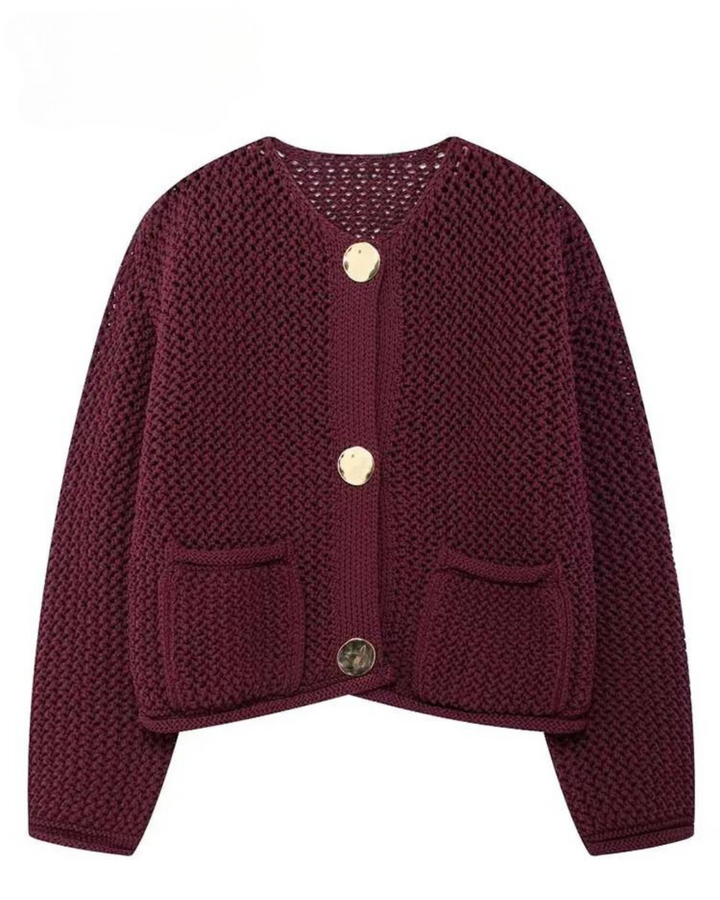 Vinrød strikket cardigan med rund hals, lange ærmer og store knapper