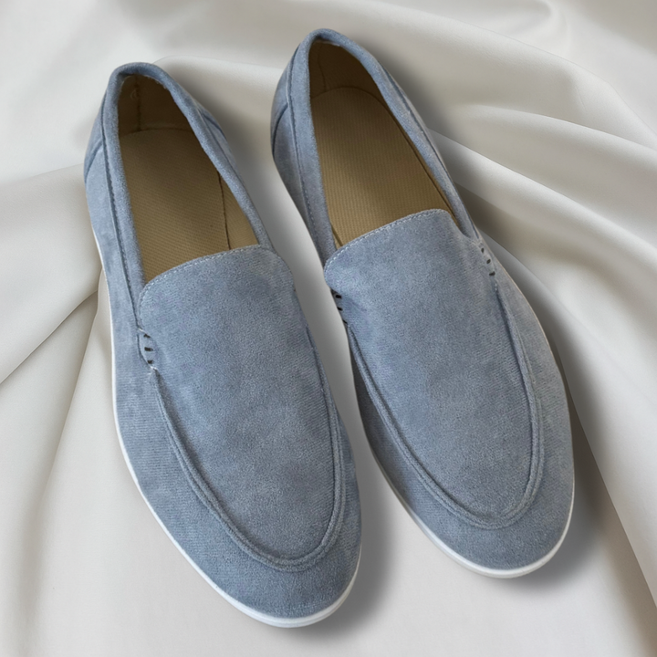 Herreloafers med rund tå, flad sål og synlige stikninger