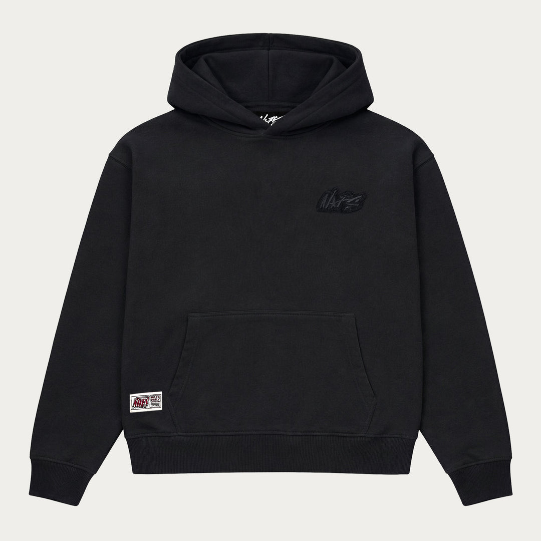 Sort unisex hoodie med hætte, lange ærmer og kængurulomme