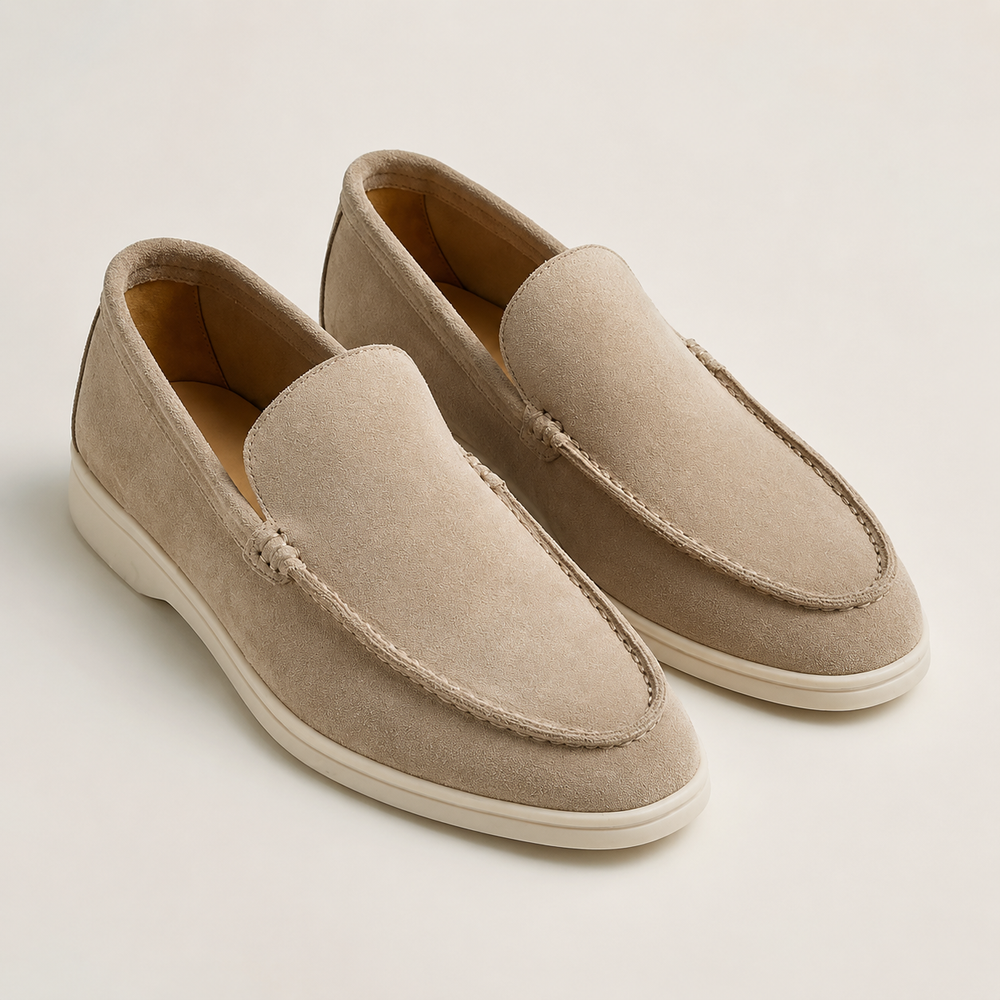 Herreloafers med rund tå og lys flad sål
