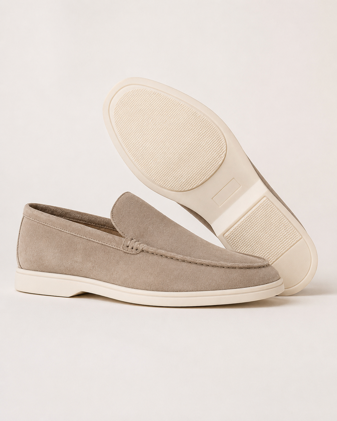 Herreloafers med rund tå og lys flad sål