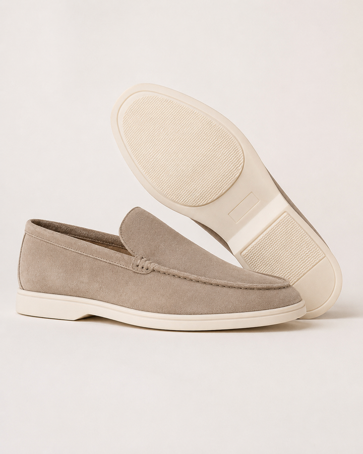 Herreloafers med rund tå og lys flad sål