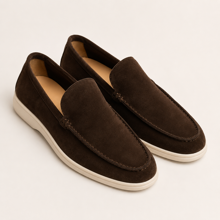 Herreloafers med rund tå og lys flad sål