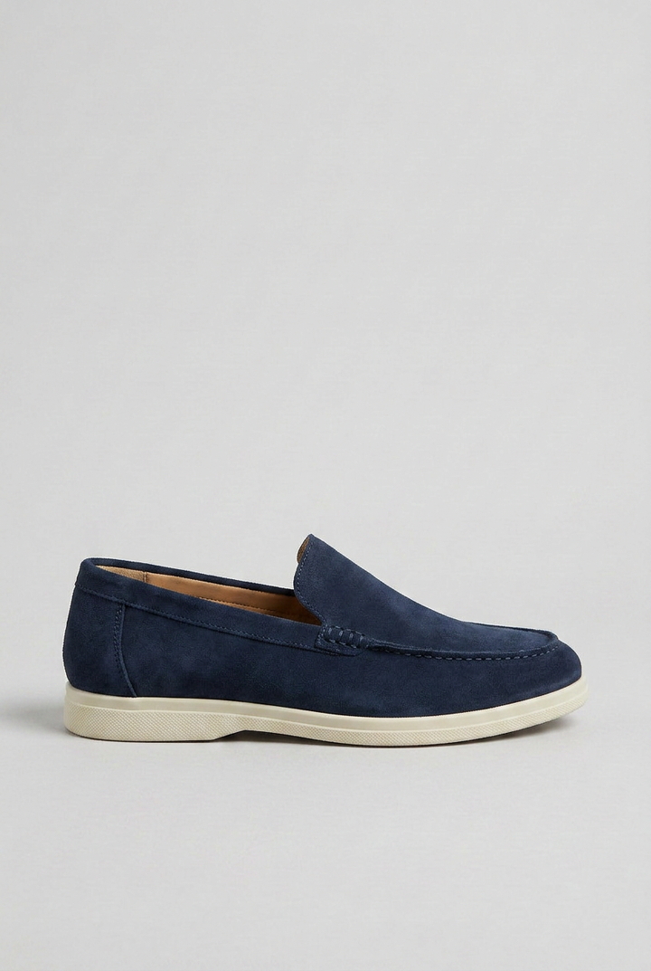 Herre loafers med rund tå, slip-on design og flad lys sål
