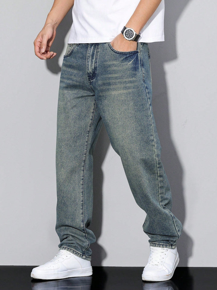 Herrejeans med lige ben, fem lommer og lang pasform
