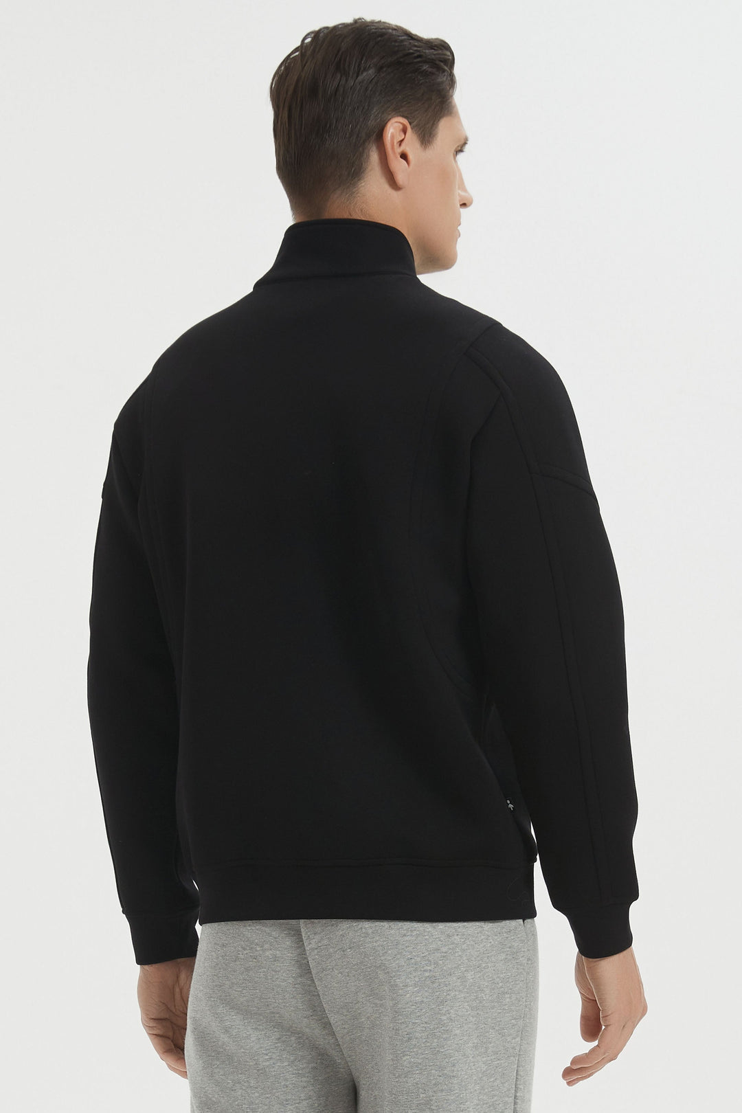 Herre sweatshirtjakke med lynlås, ståkrave og lange ærmer