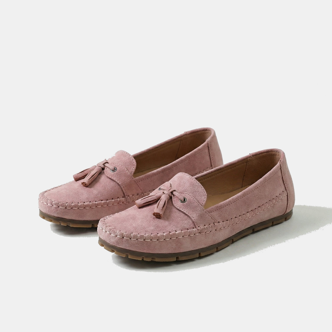 Dame loafers med kvastdetaljer, rund tå og flad hæl