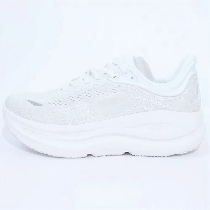 Sneakers i strikket mesh med snøring og høj profileret mellemsål