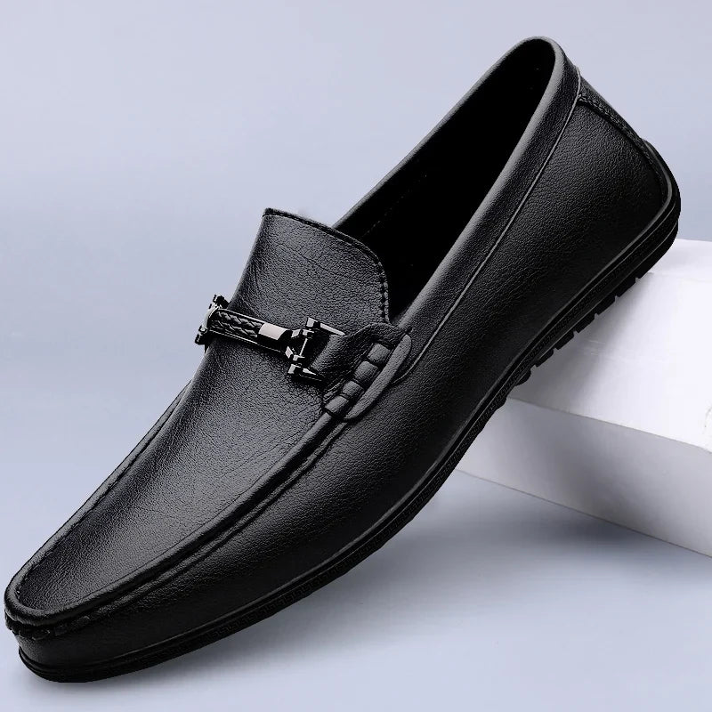 Herre loafers med dekorativ rem og mokkasinsøm