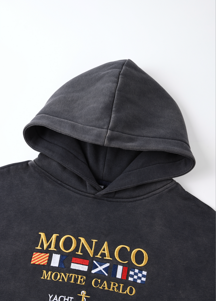Mørkegrå herrehoodie med hætte, Monaco-tryk og kængurulomme