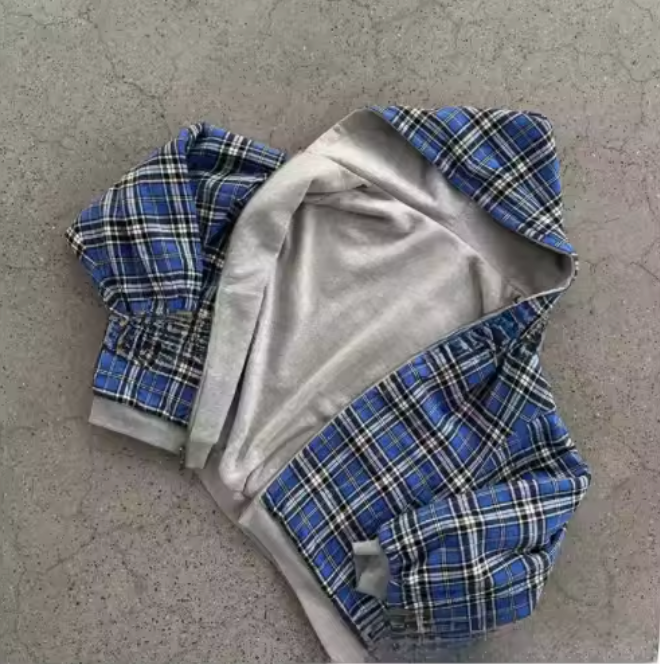 Unisex hættetrøje med lynlås, hætte og ternet for