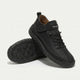 Sneakers med snørebånd, høj krave og kraftig flad sål