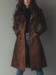 Dame trenchcoat med revers, knapper, sidelommer og lang pasform