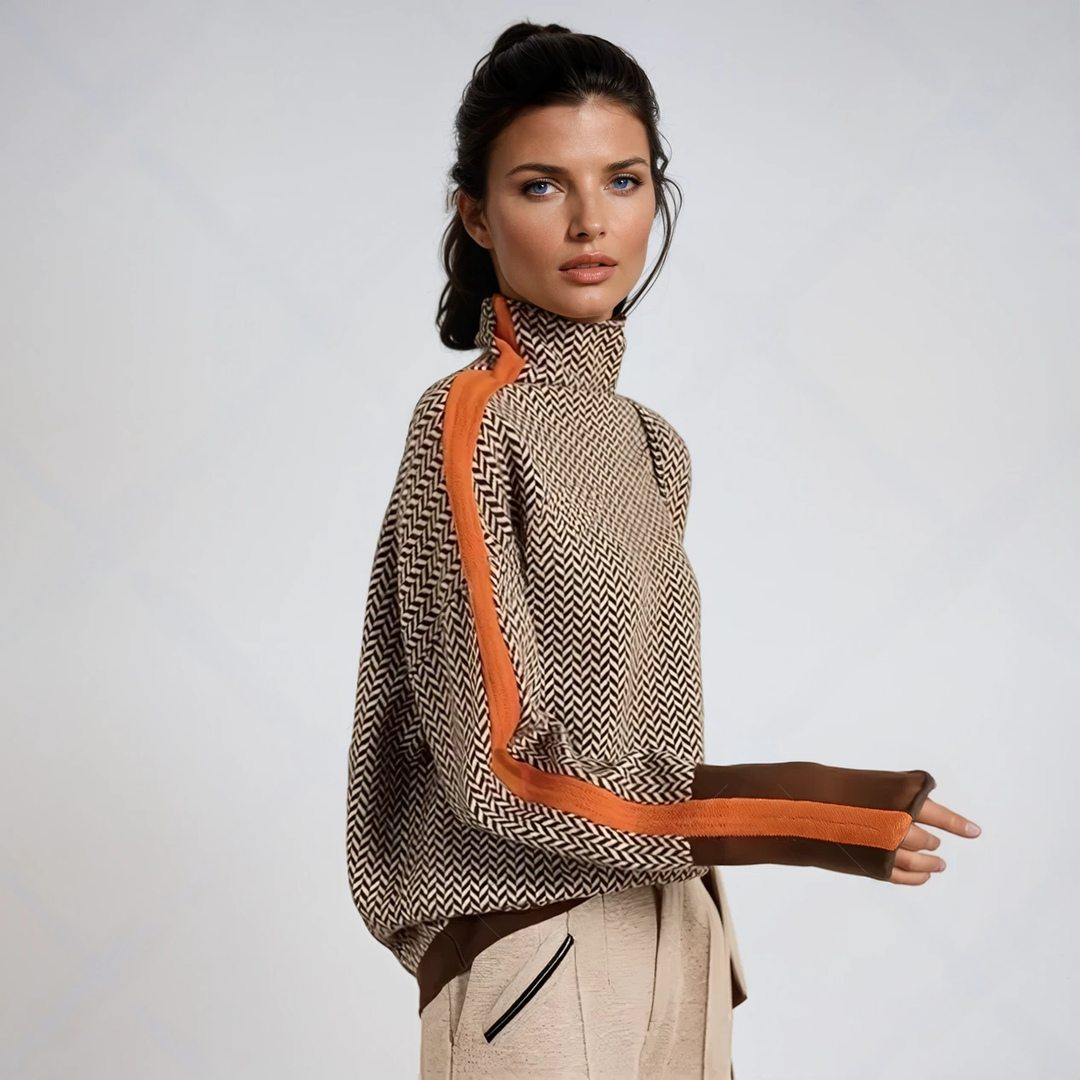 Damebluse med rullekrave, zigzagmønster og lange ærmer