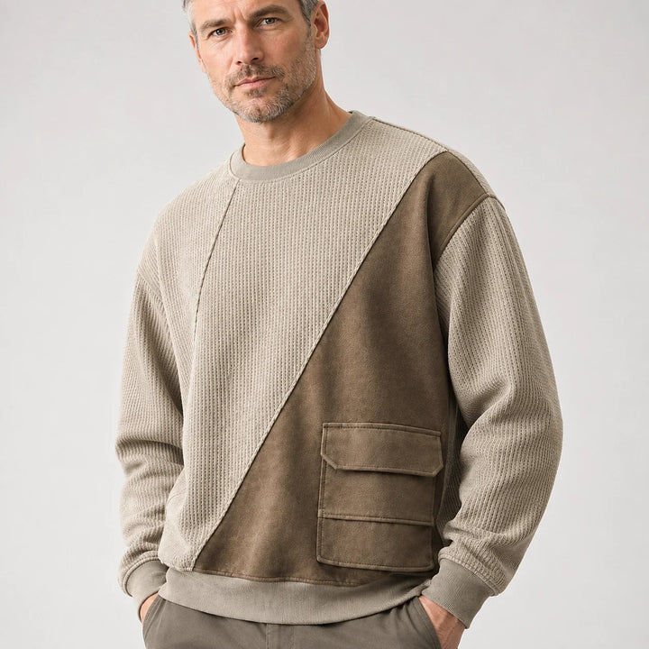 Langærmet sweatshirt med geometriske felter, rund hals og påsyede lommer