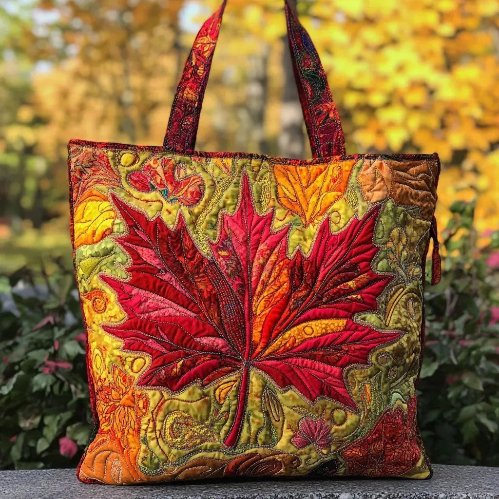 Quiltet shopper med dobbelt håndtag og dekorativt blomstret kunstmotiv