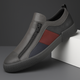 Unisex sneakers med sidelukning, rund tå og kontrasterende paneldesign