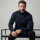 Herre ribstrikket rullekravesweater med lange ærmer og tætsiddende pasform