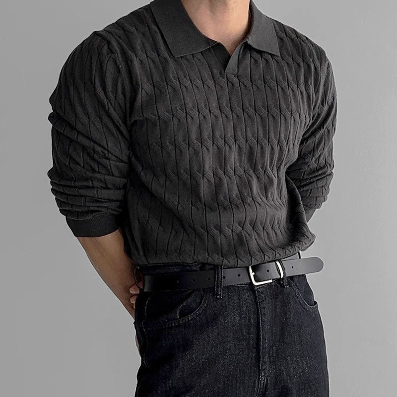 Herresweater med polokrave og lodret kabelmønster