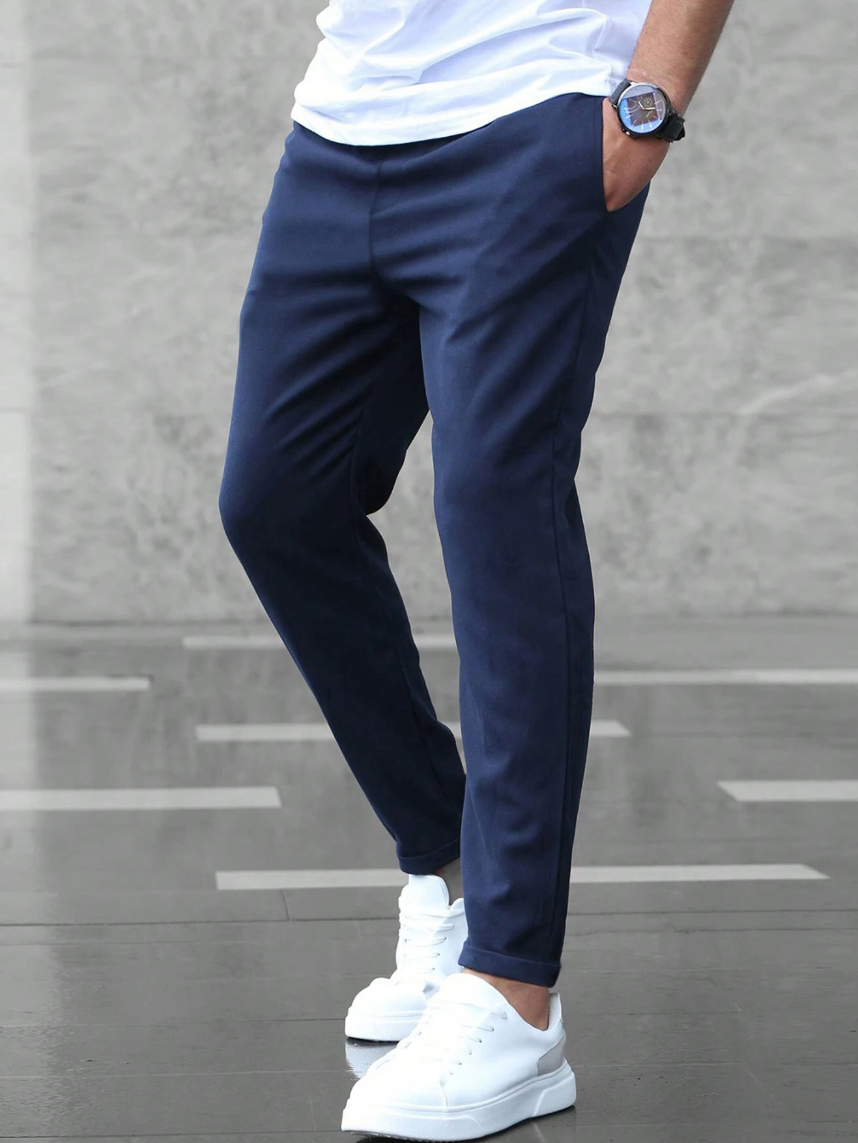 Herrenhose, Regular Fit, mit geradem Bein und Kordelzug