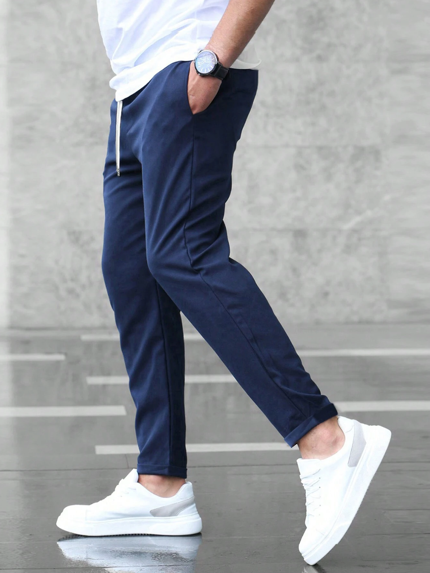 Herrenhose, Regular Fit, mit geradem Bein und Kordelzug