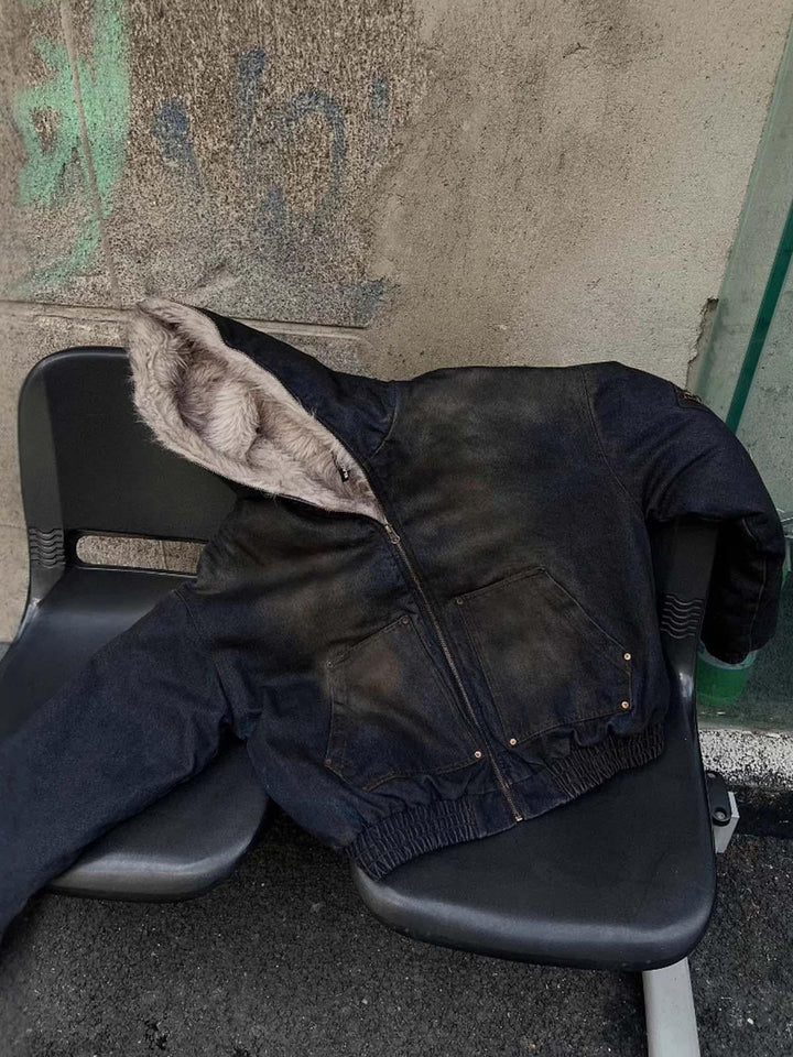 Mørkeblå unisexjakke med hætte, lys kant, lynlås og store lommer