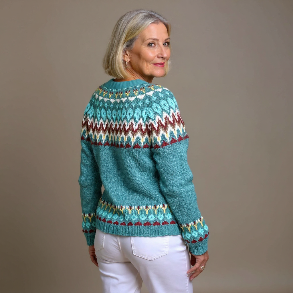 Turkis damecardigan med farverigt Fair Isle-mønster og brune knapper
